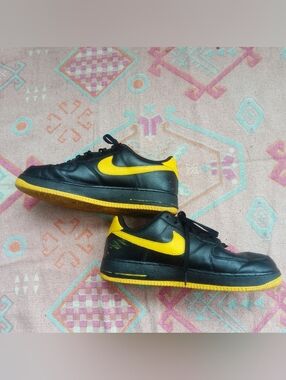 Nike Air Force One Low Black Varsity Maize 12